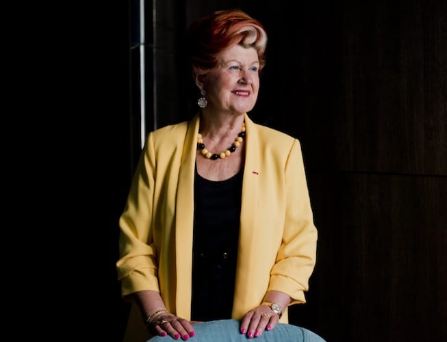 image 5 annie feolde portrait 2