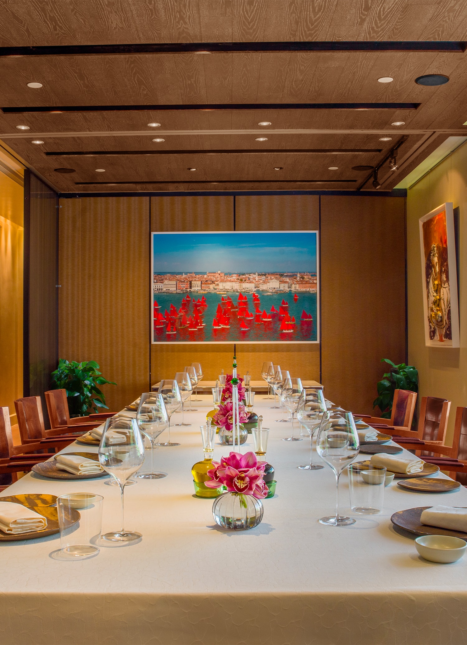 8 1/2 Otto E Mezzo Bombana - Restaurant Interior