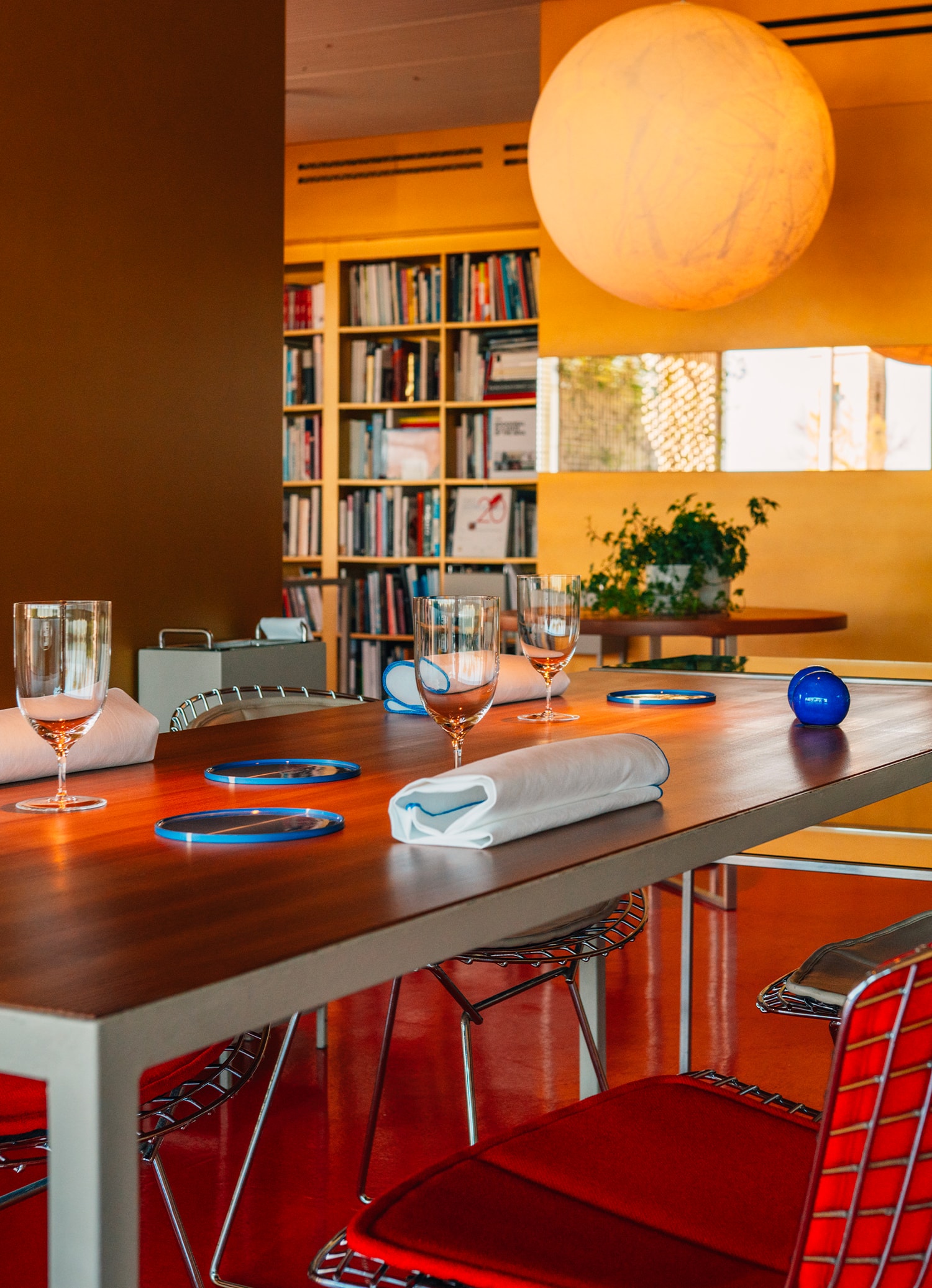 Madonnina Del Pescatore - Restaurant Interior