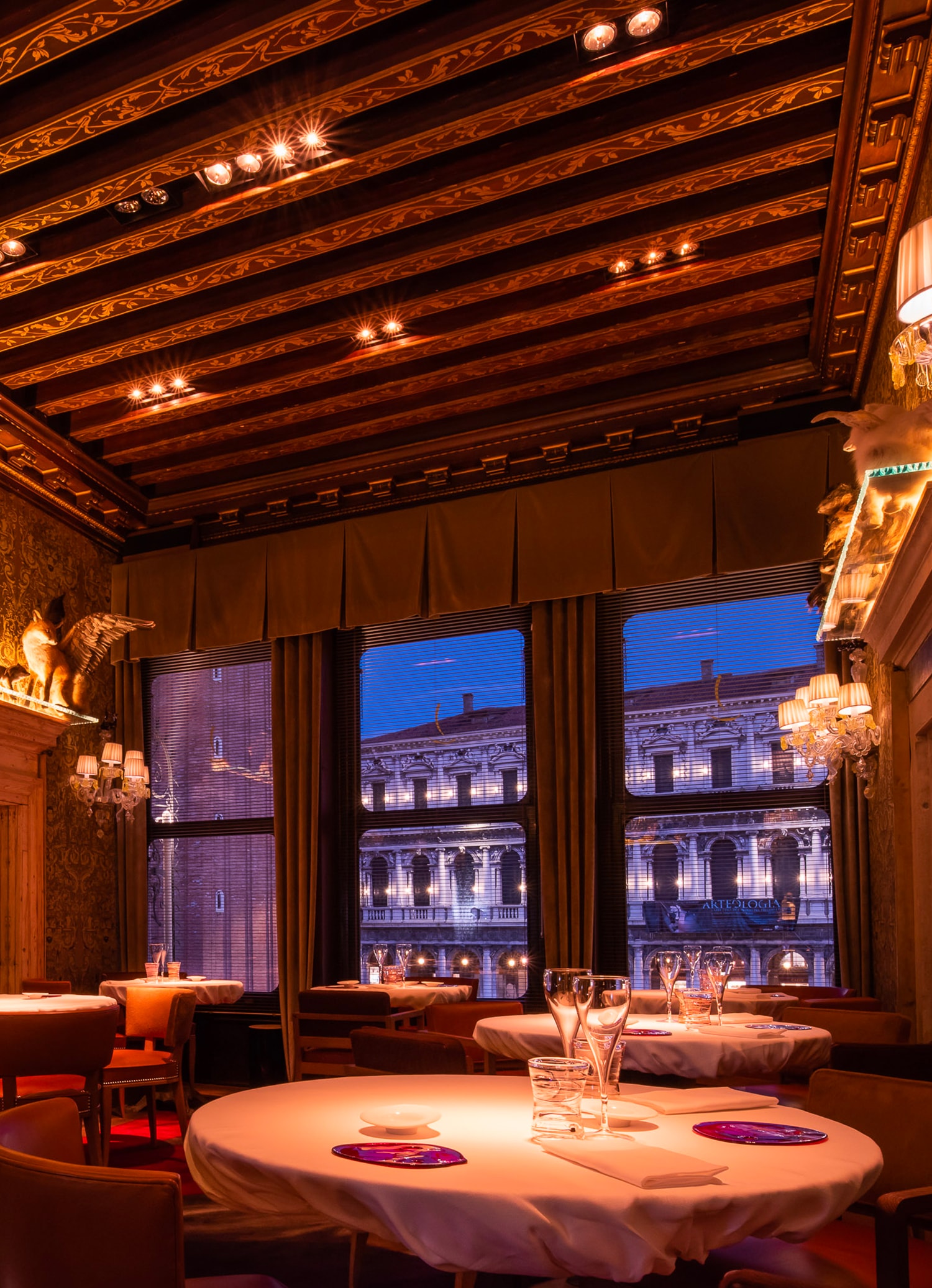 Quadri - Intérieur du Restaurant