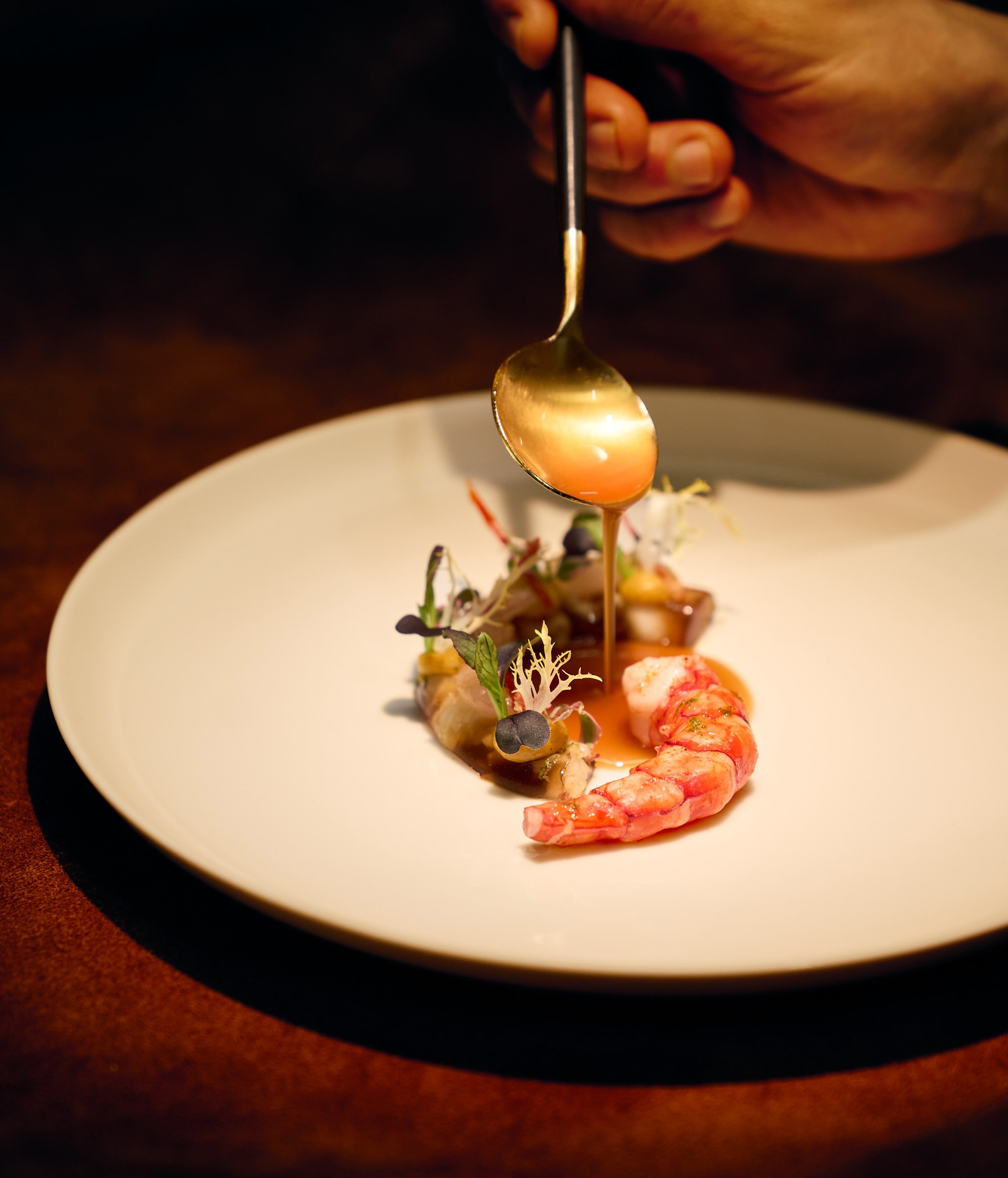 Tohru In Der Schreiberei - Plat Principal